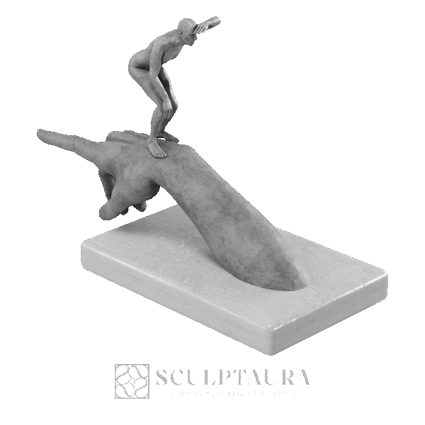 Human Sculptures On Hands - Picture 4